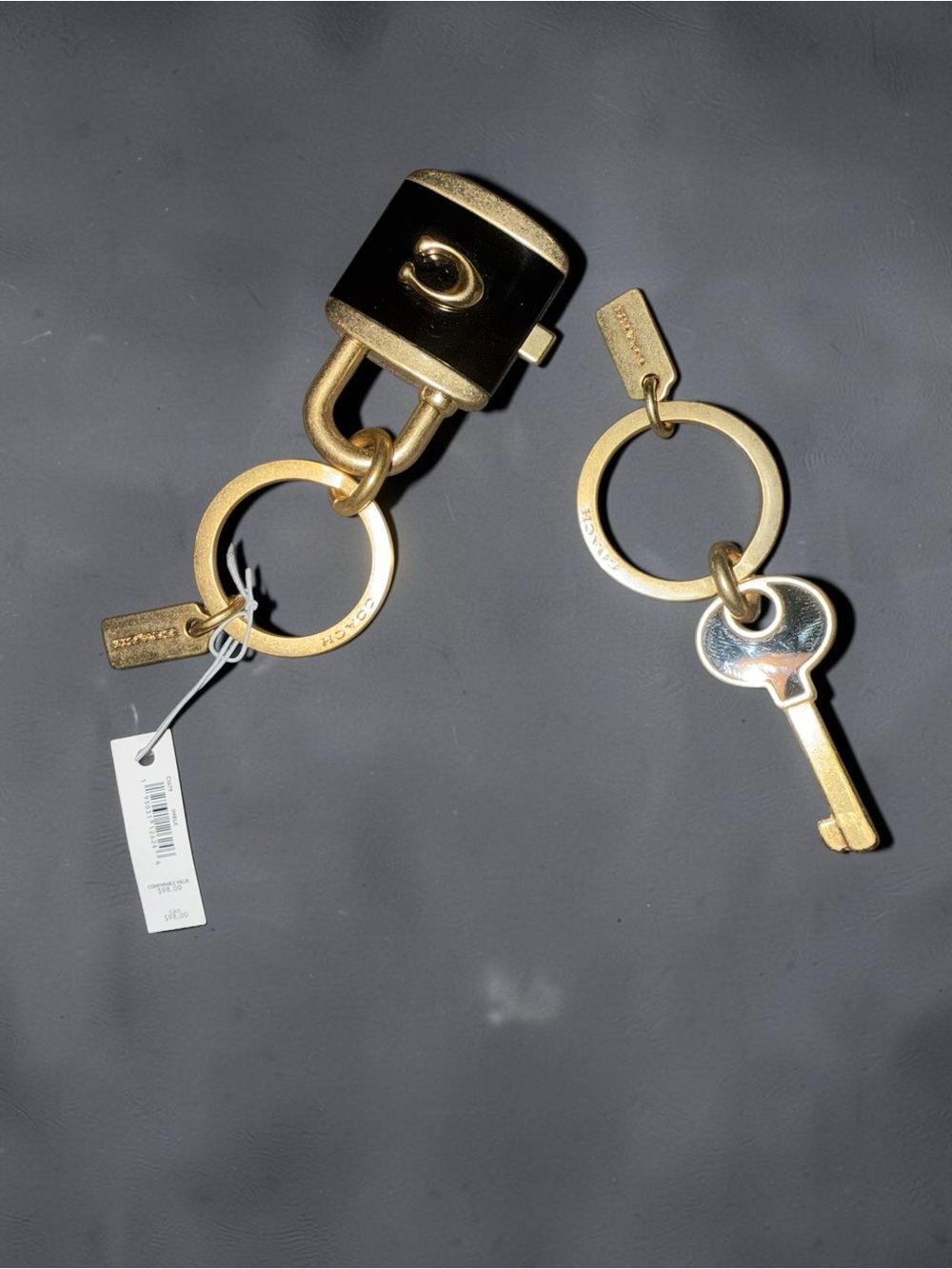 Coach Lock and Key Bag Charm Valet Key Ring Set (Style C1679).